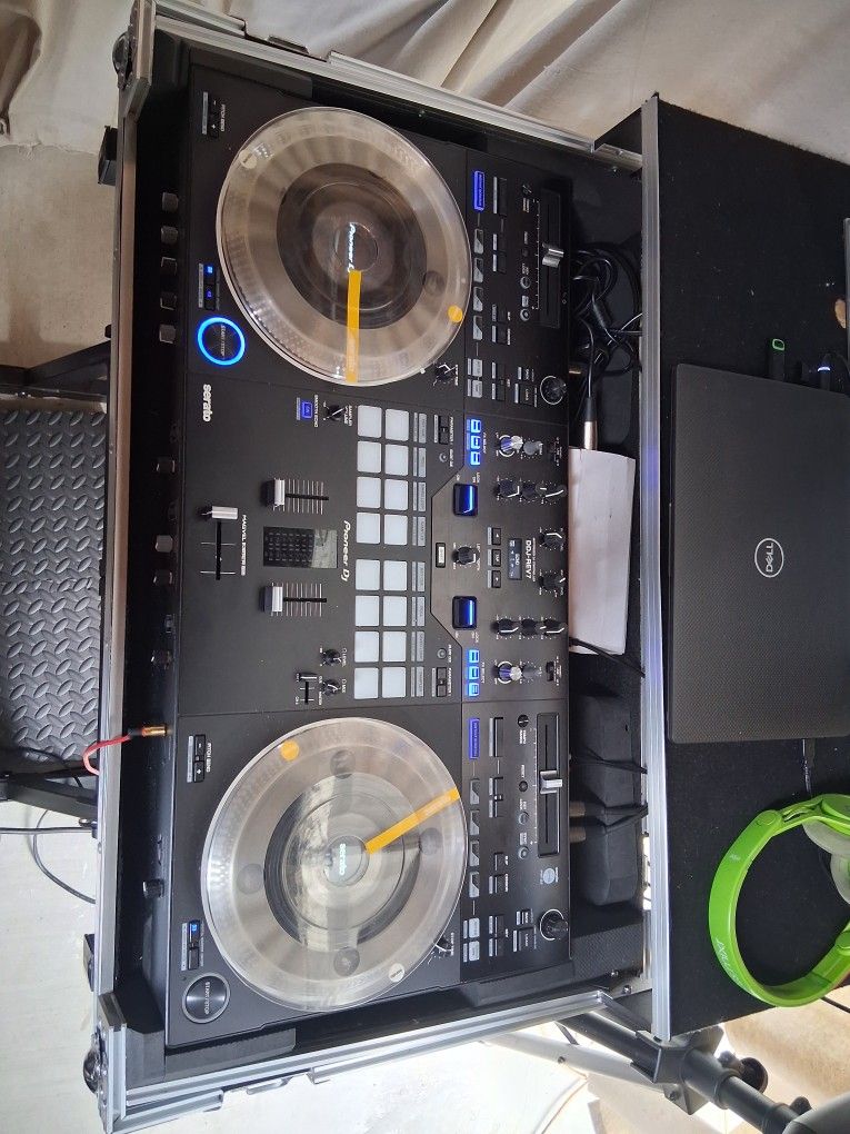 Pioneer Dj REv7 Dj Controller 