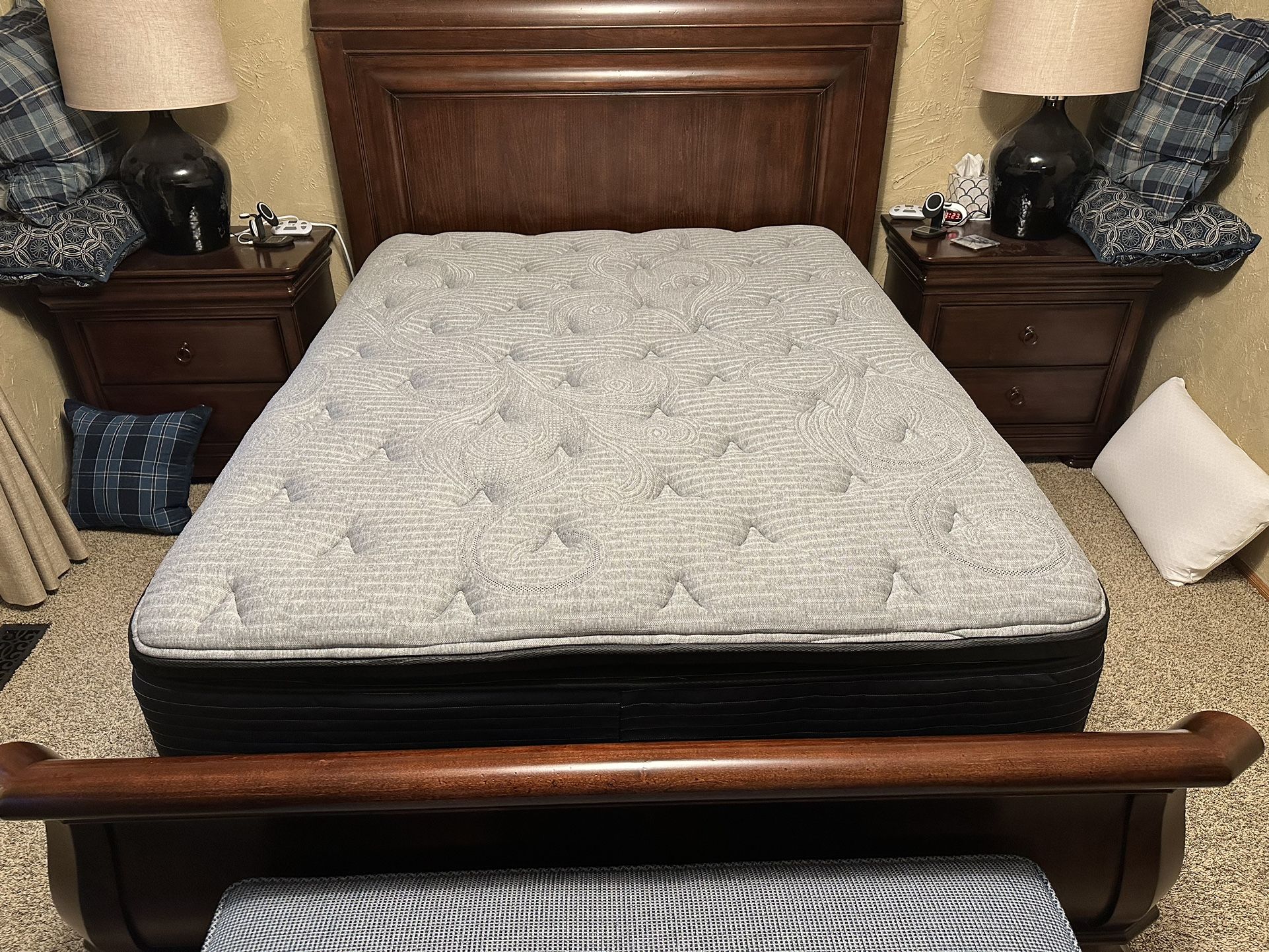 Queen Mattress & Box Spring
