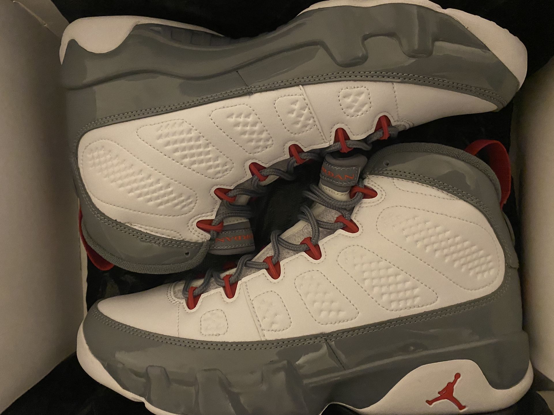 Jordan 9 Retro Fire Red