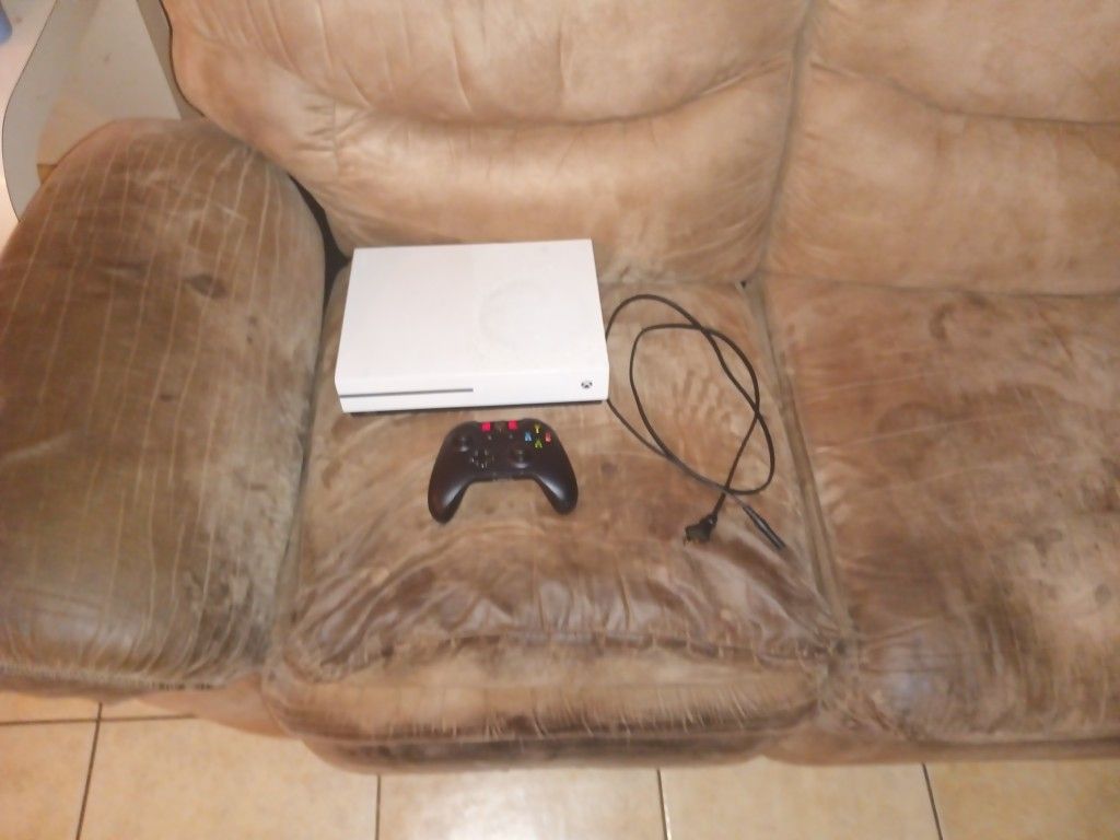 Xbox One S