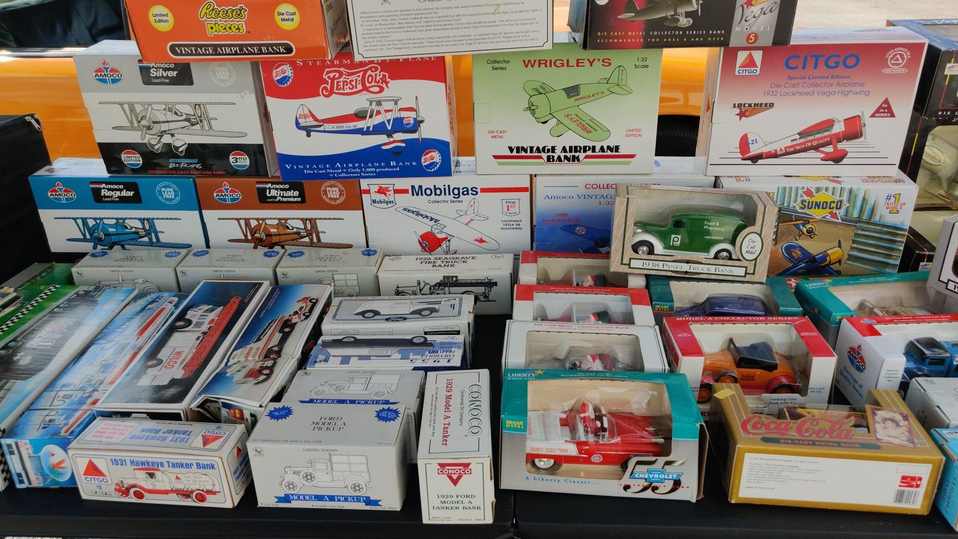 Lot of 50 diecast car and planes Coin bank collection