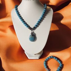 Turquoise Necklace And Matching Bracelet 