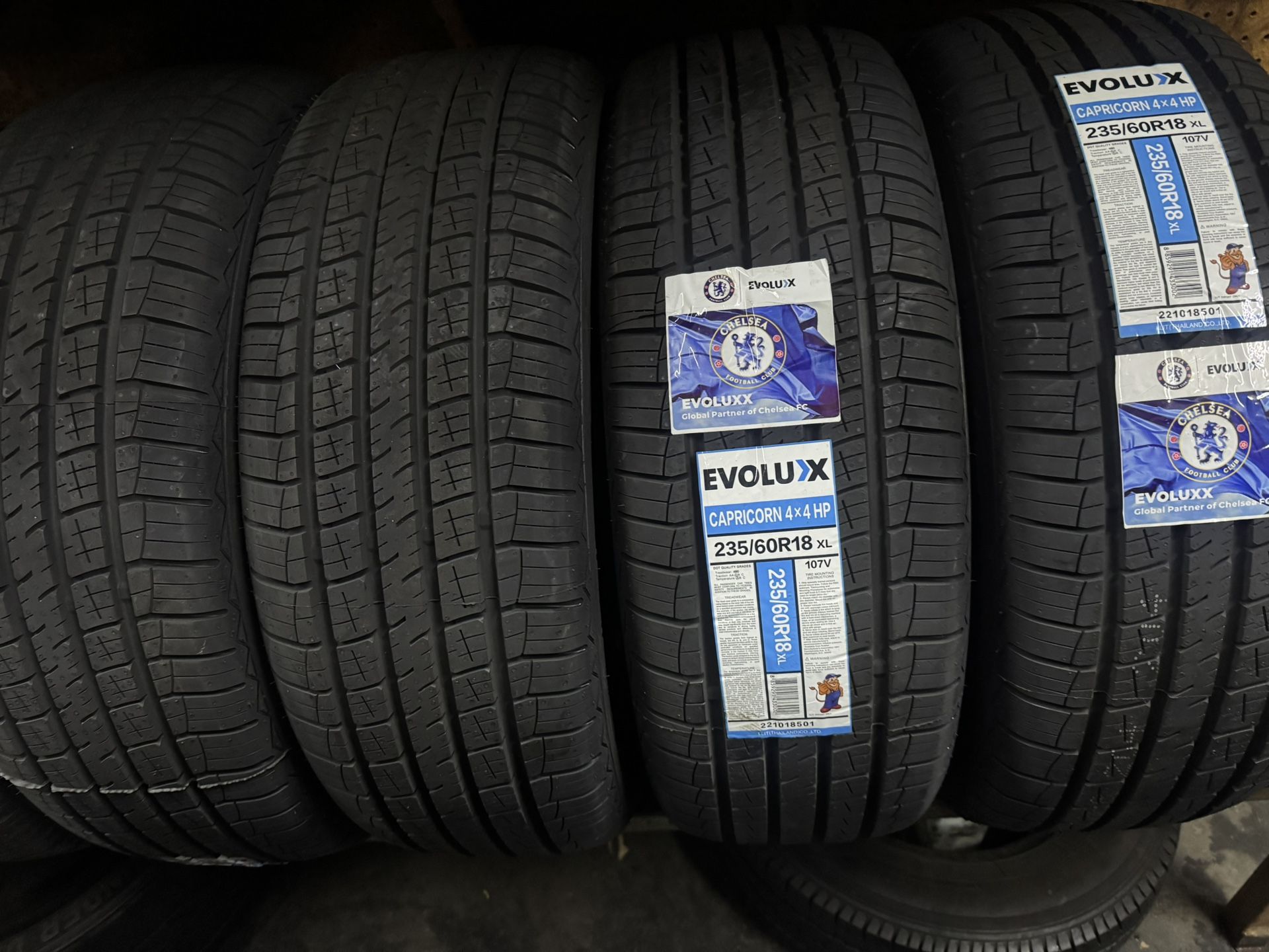 (4) 235/60R18 SET OF NEW TIRES EVOLUXX 50.000 MILES ! INSTALLED AND BALANCE ALL 4 !