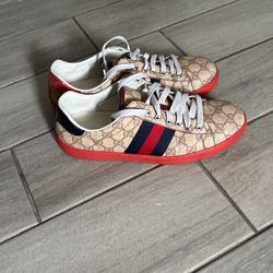Gucci Shoes Red Bottom