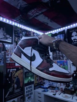 Air Jordan 1 mids wear away