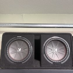 Kicker Comp R 12’s In Ported Kicker Box With Kicker 800.2 Amp 