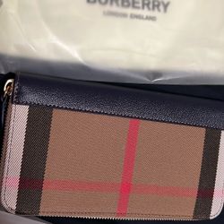 Burberry Wallets 
