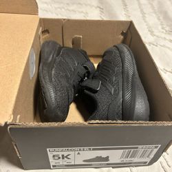 Toddler Adidas Black Shoes 5K 