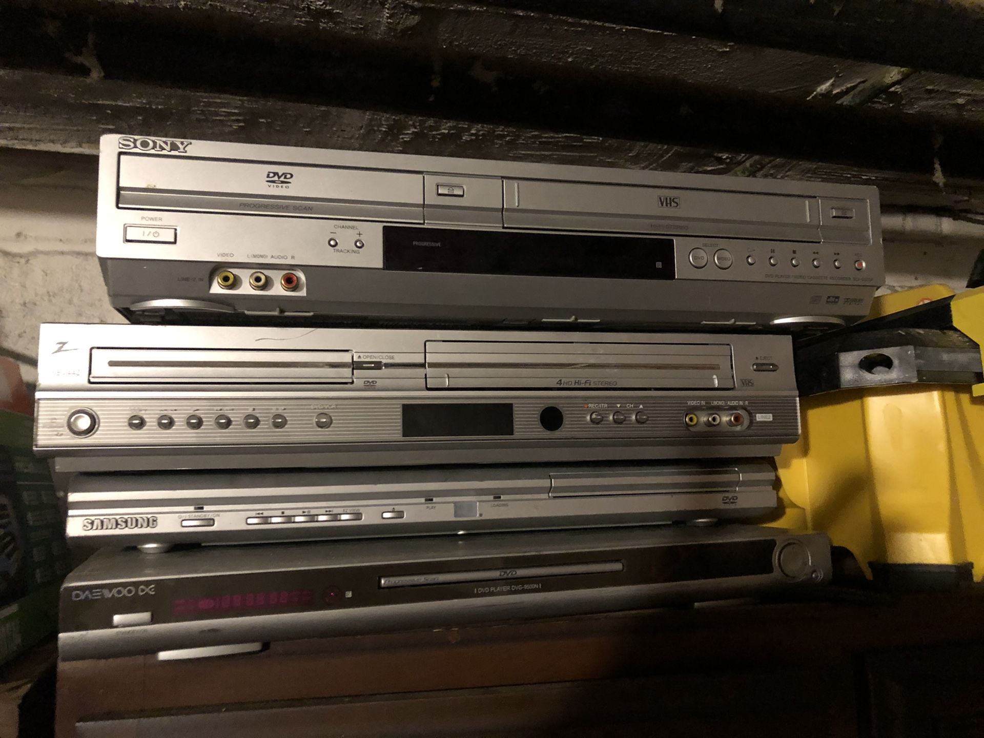 DVD