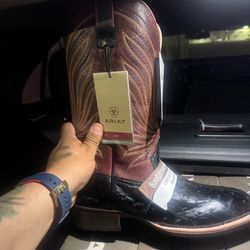 Bota ariat piel de avestruz / ostrich boots size 8D super cheap $250