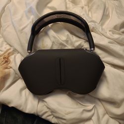 Airpod Max W/ Smart Case & Charger