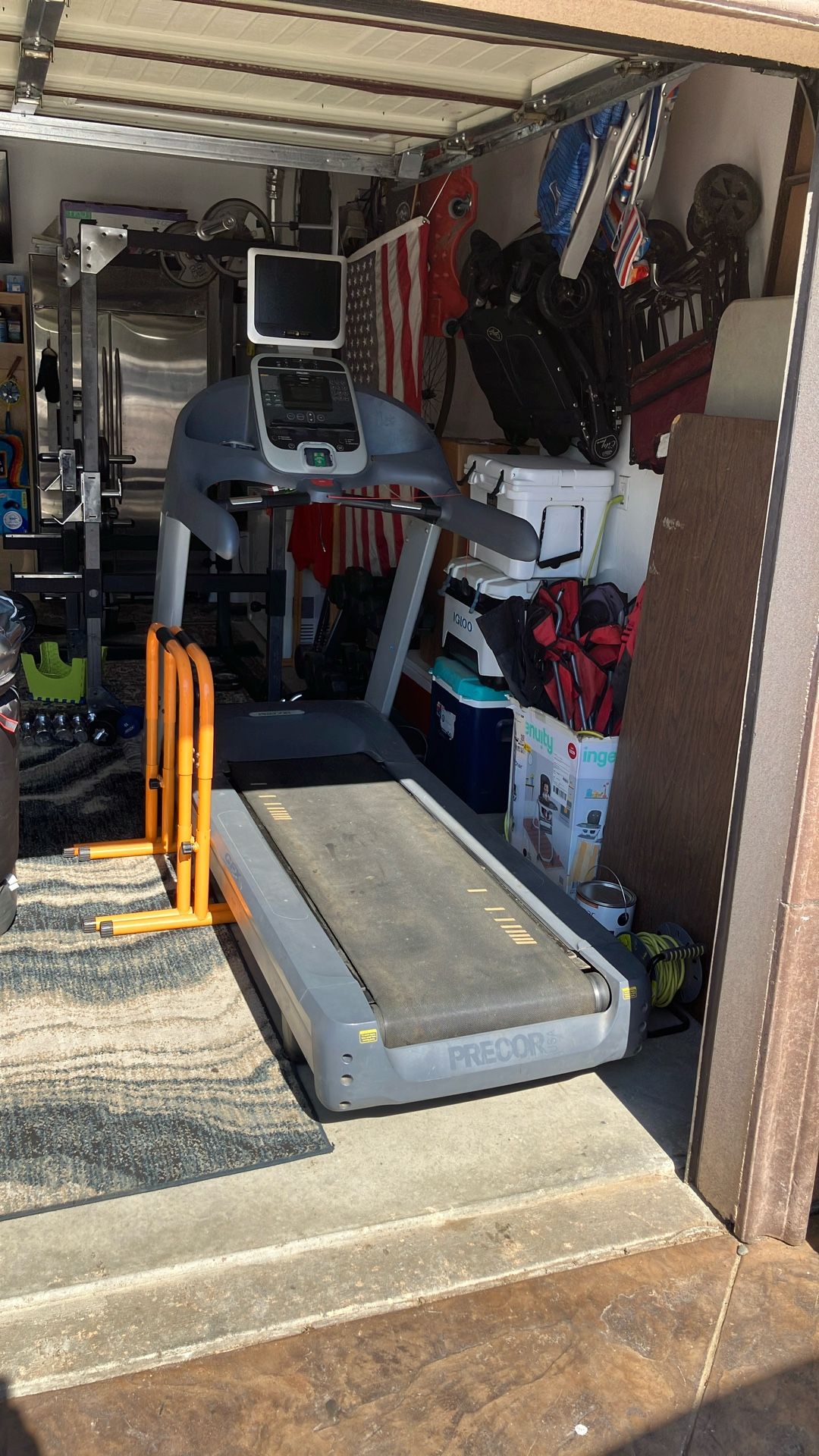Pre-core Treadmill. Free 956i