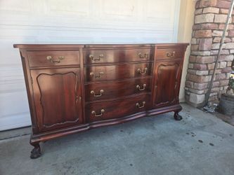 Mahogony Antique cabinet