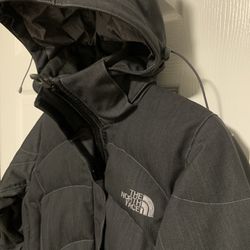 Women’s North Face 600-Count Goose Down Snow Ski Jacket Sz. XS Worn Once Like New