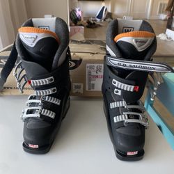  Ski Boots Size 22