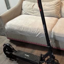 Hiboy KS4 pro foldable electric scooter 25 mile range and 19mph 