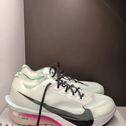ZOOM VAPORFLY NEXT% 4