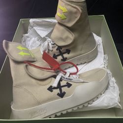 Off-White Women’s Size 6 