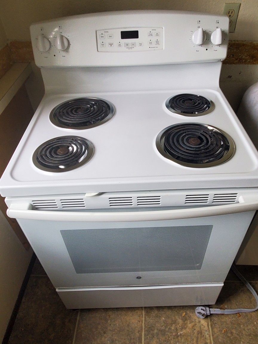 GE Electric Stove For Sale for Sale in Bellingham, WA OfferUp