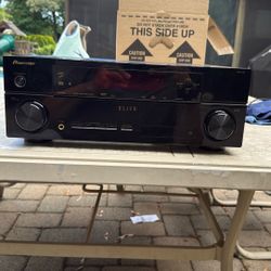 Pioneer elite  VSX-30 