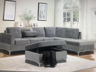 Free storage ottoman