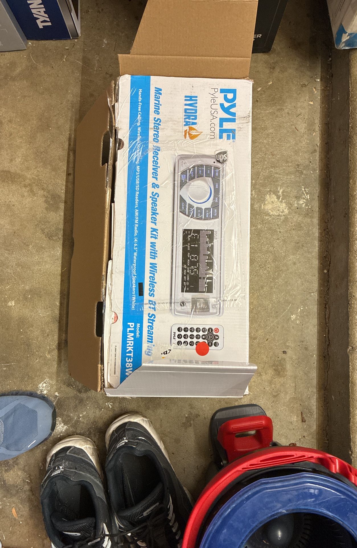 Pyle Marine Stereo Receiver, And Speaker Kit