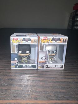 Two Batman (v Superman) 1-Inch Funko Pops CHASE #84 Armored #88 DC Comics Movies Ben Affleck Snyder