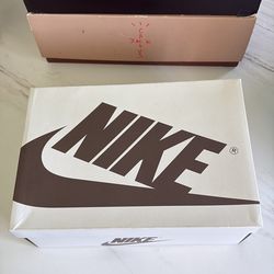 Travis Scott’s  1’s