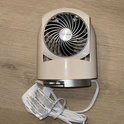 Vornado Flippi V6 Personal Air Circulator Fan