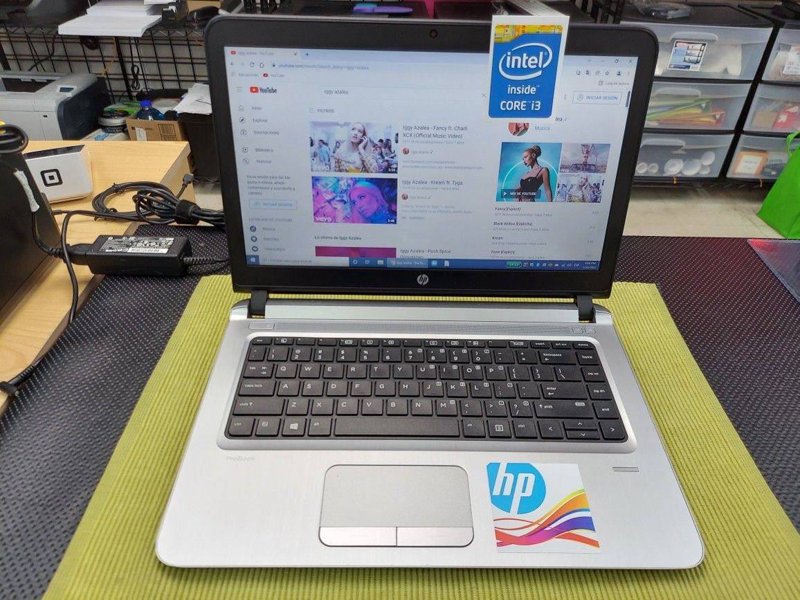 FAST!! 14" HP CORE i3 * 500GB!! + LIKE NEW Condition!! Laptop