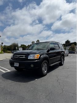 2004 Toyota Sequoia