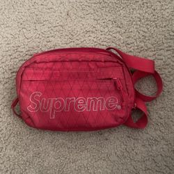 Supreme Cross Body Bag 