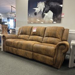 Double reclining sofa