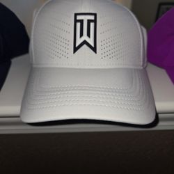 New White Nike Tiger Woods Golf Hat Size S/M