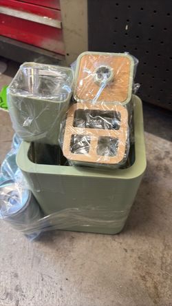 Green Bathroom Countertop Accessory Set