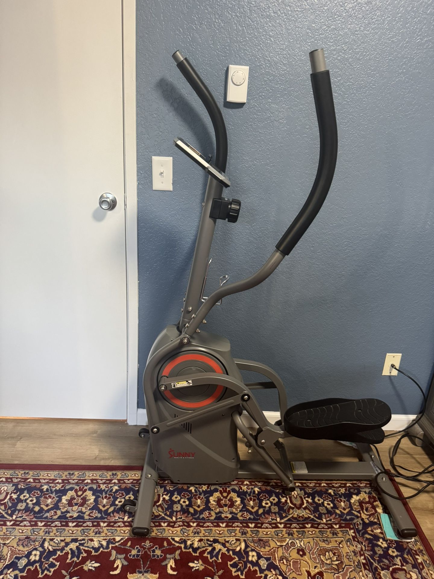 compact elliptical exercise machine