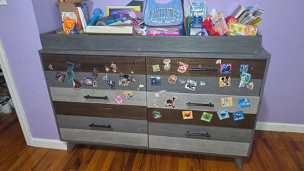 Soho Baby Cascade 6 Drawer Dresser Multi Tone Gray