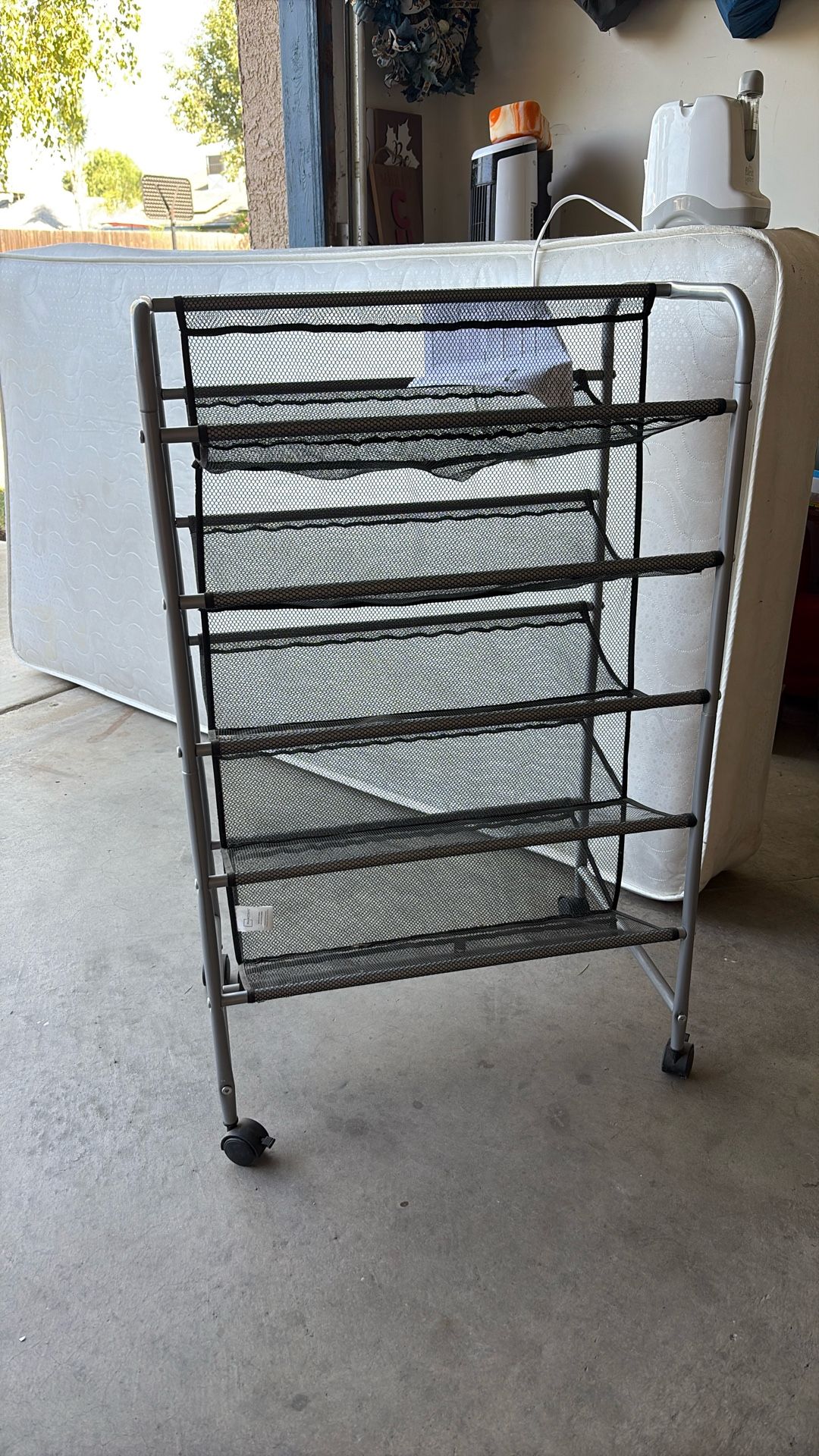 Show Rack Visalia 