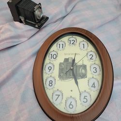 Vintage Clock With Accessories 