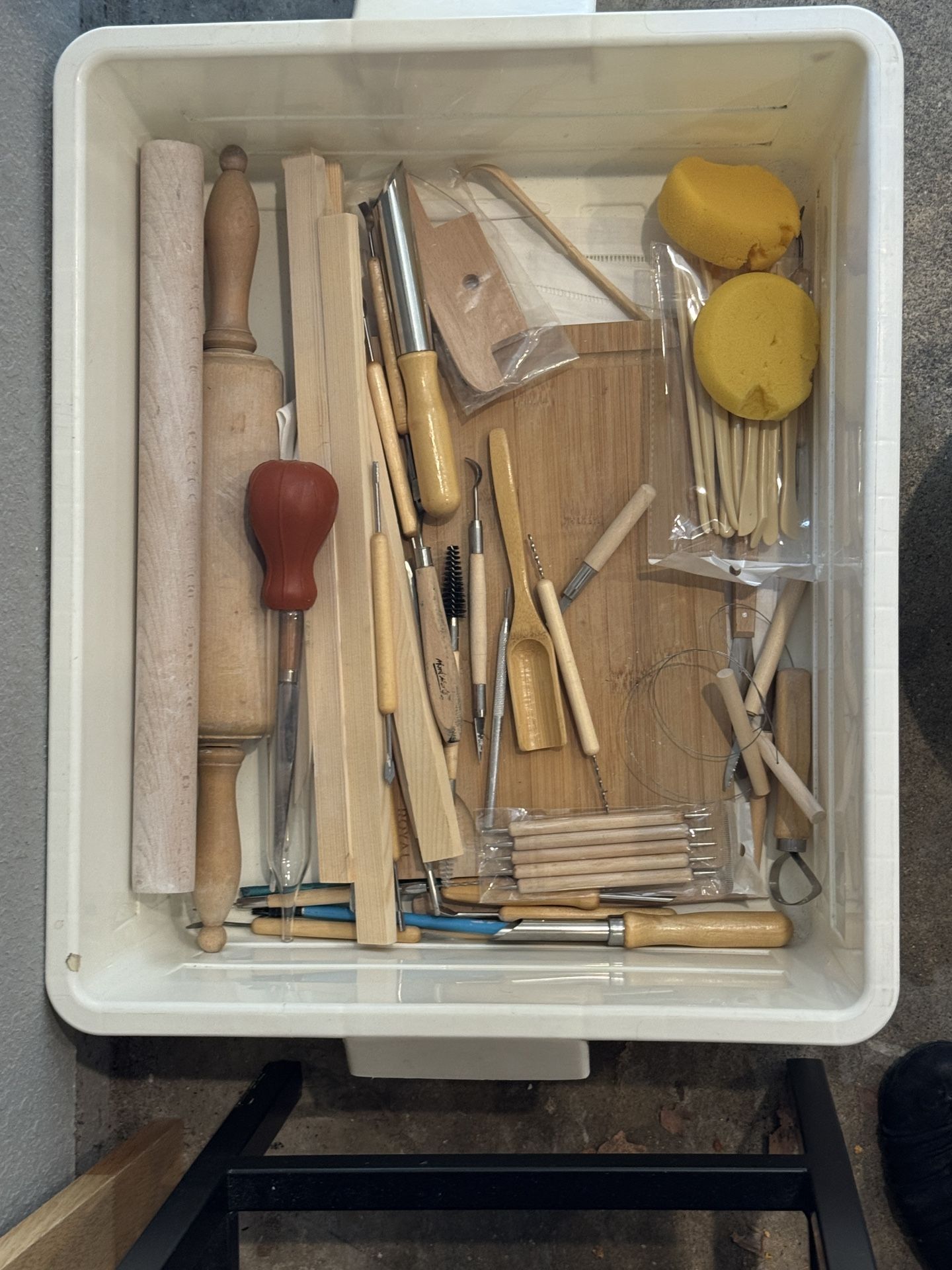 Complete Pottery Tool Set with Banding Wheel & Clay – All in One Lot