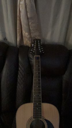 12 string guitar