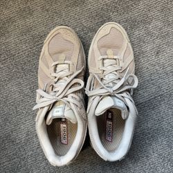 New Balance 1906R Beige