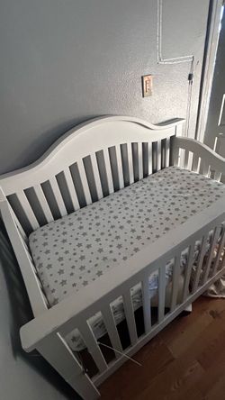 Baby crib
