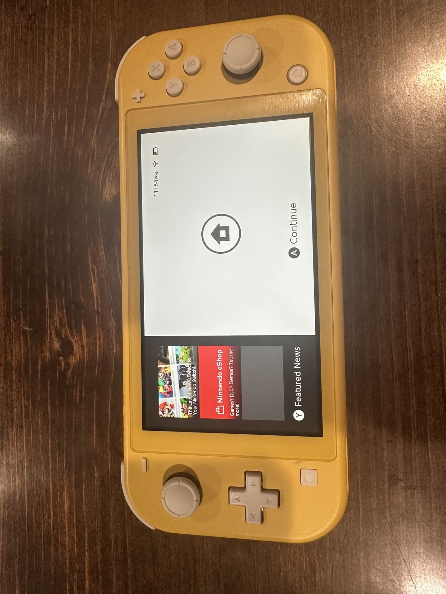 Nintendo Switch Lite W/2 Games