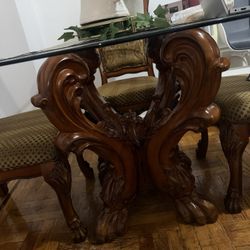 Round Dinning Table With 4 Chairs 