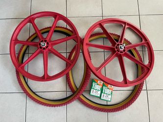 New 24” skyway mags (red) comp 3 tires wheels cruiser tuffs bmx se racing SoCal flyer Vfr Dyno Mach one pro series 1