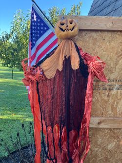 Hanging Halloween decorations