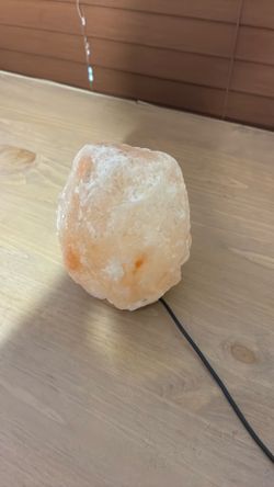 Salt rock lamp