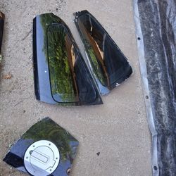 2005 Mustang GT rear windows