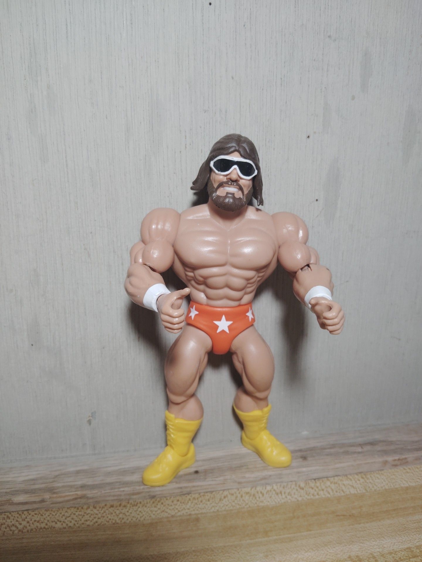 Action figure MACHO